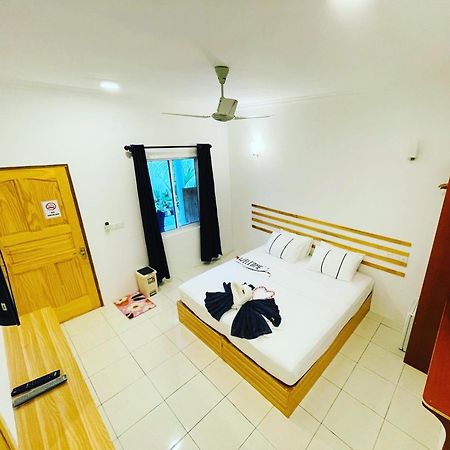 Sunny Beach Thoddoo Esterno foto