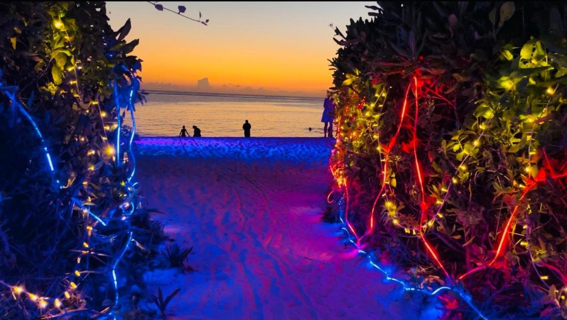 Sunny Beach Thoddoo Esterno foto
